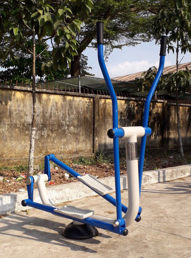 mua máy đi bộ lắc tay ngoài trời ở đâu